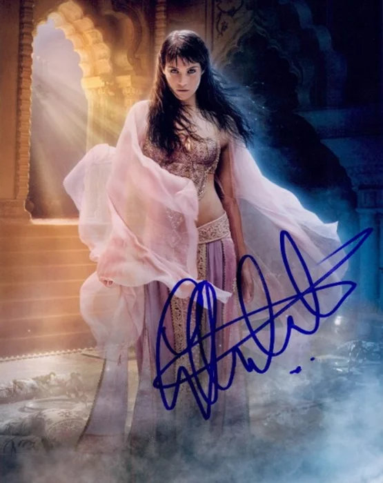 Gemma Arterton autograph