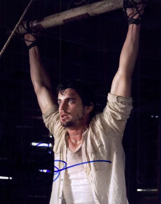 Matthew Bomer autograph