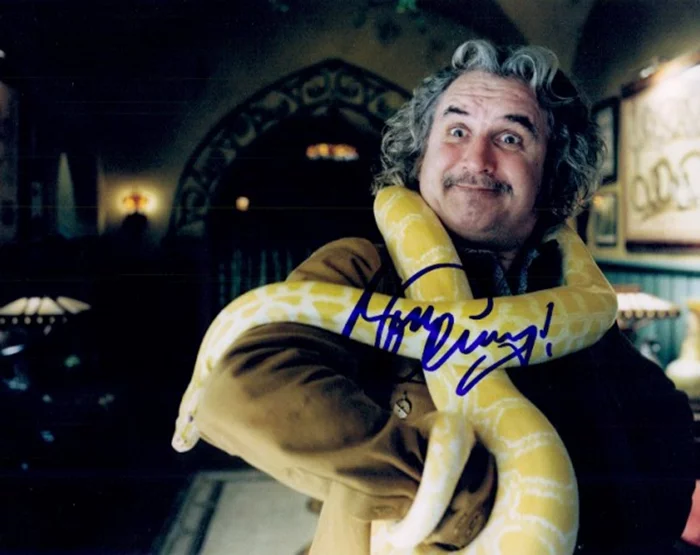 Billy Connolly autograph