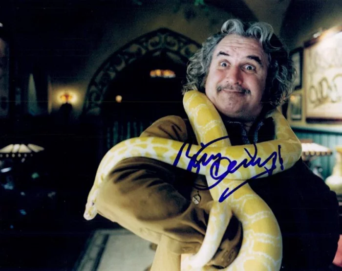 Billy Connolly autograph