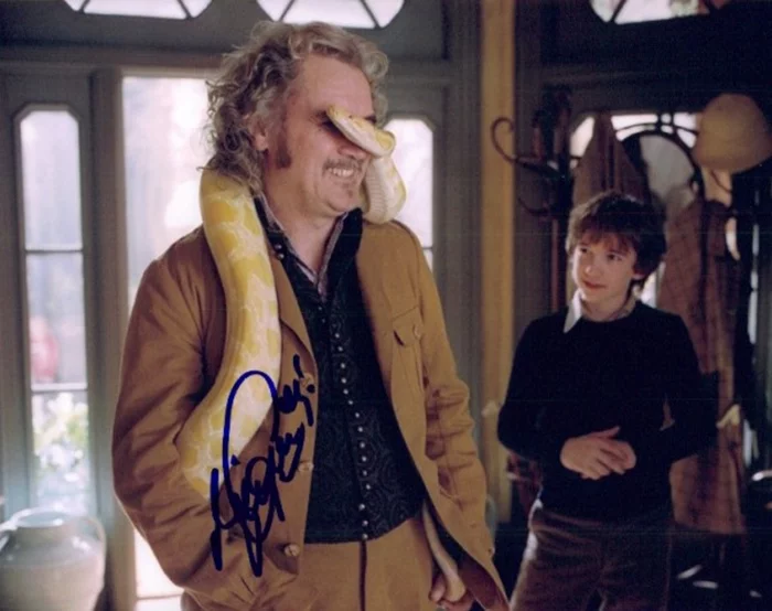 Billy Connolly autograph