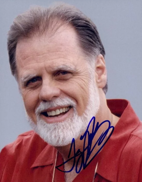 Taylor Hackford autograph
