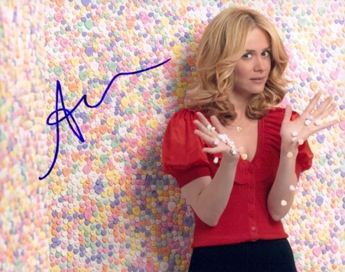 Sarah Paulson autograph
