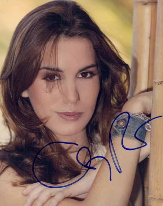 Christy Carlson Romano autograph