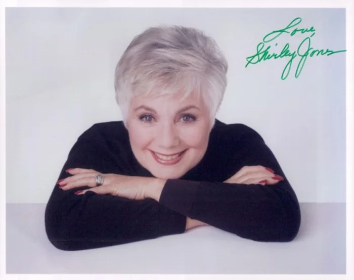 Shirley Jones autograph