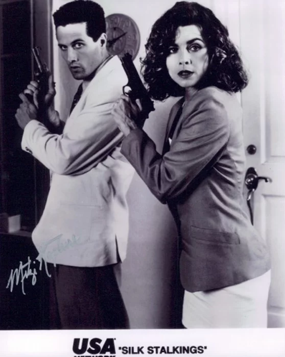 Mitzi Kapture autograph