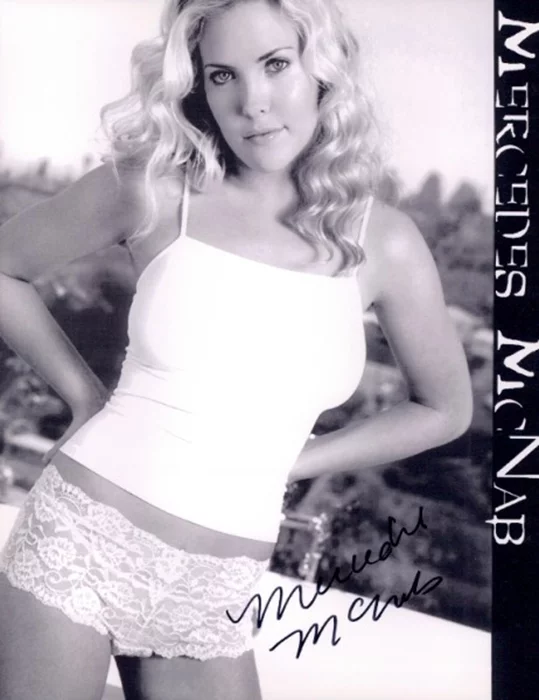 Mercedes McNab autograph