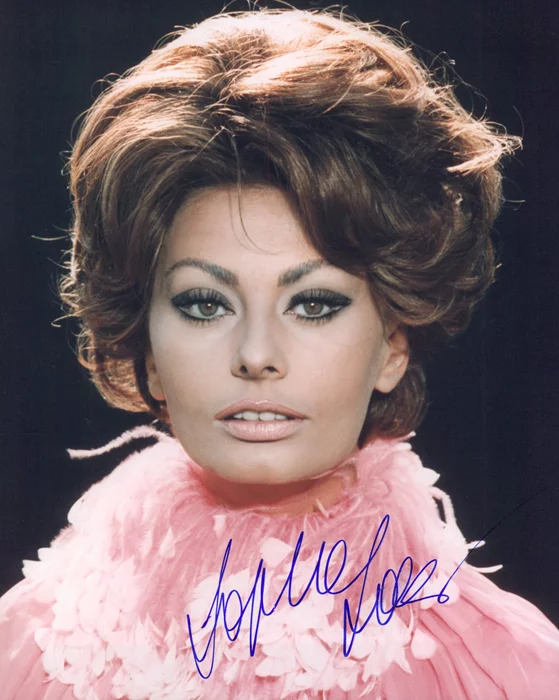 Sophia Loren autograph