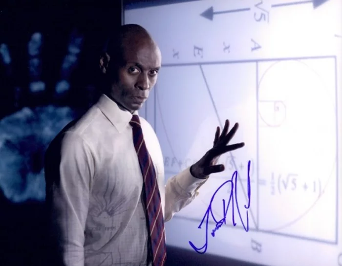 Lance Reddick autograph