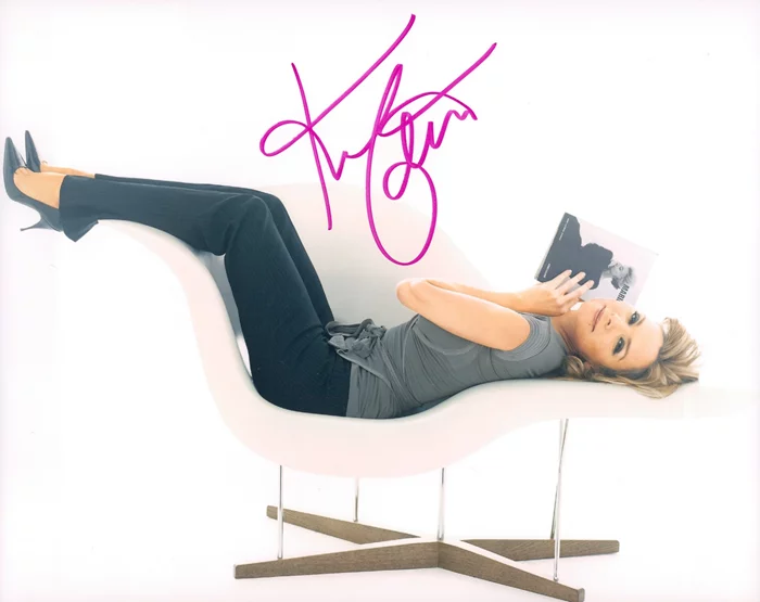 Kim Cattrall autograph