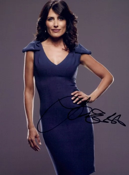 Lisa Edelstein autograph