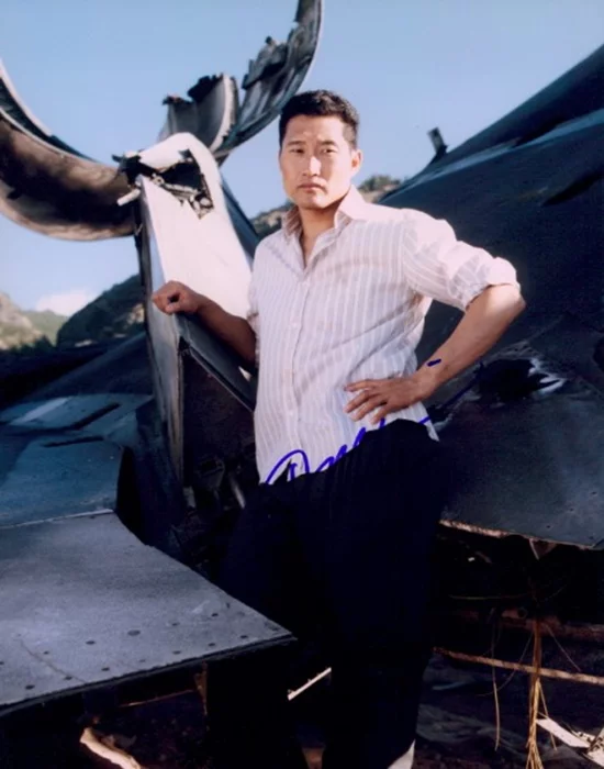 Daniel Dae Kim autograph