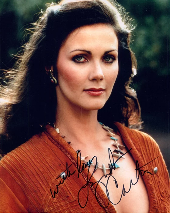 Lynda Carter autograph