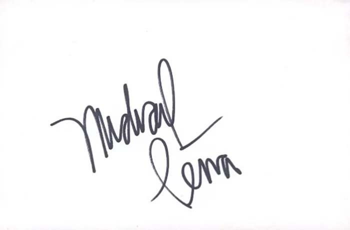 Michael Pena autograph