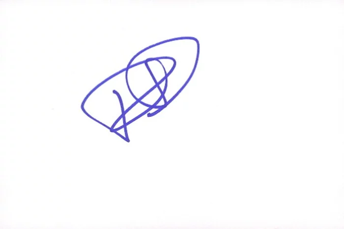 Dan Byrd autograph