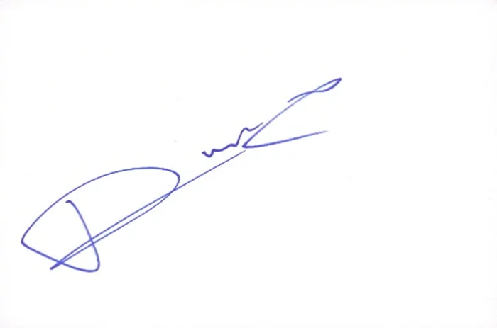 Vlade Divac autograph
