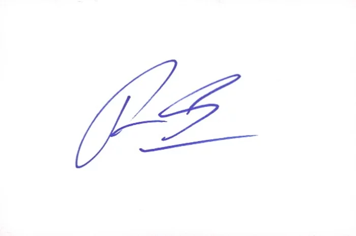 Ryan Eggold autograph