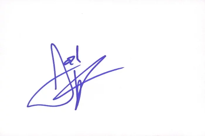 Josh Hutcherson autograph
