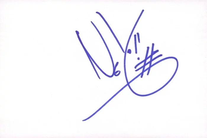 Ne-Yo autograph