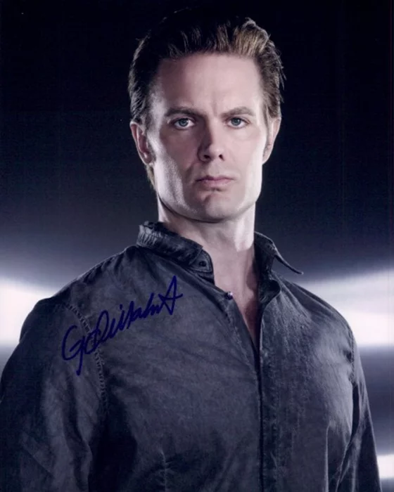 Garret Dillahunt autograph