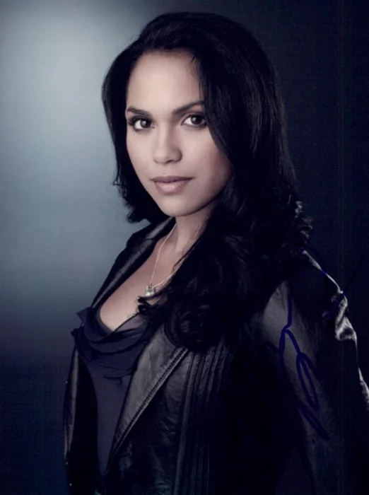 Monica Raymund autograph