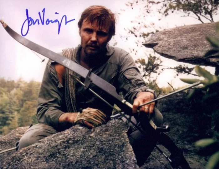 Jon Voight autograph