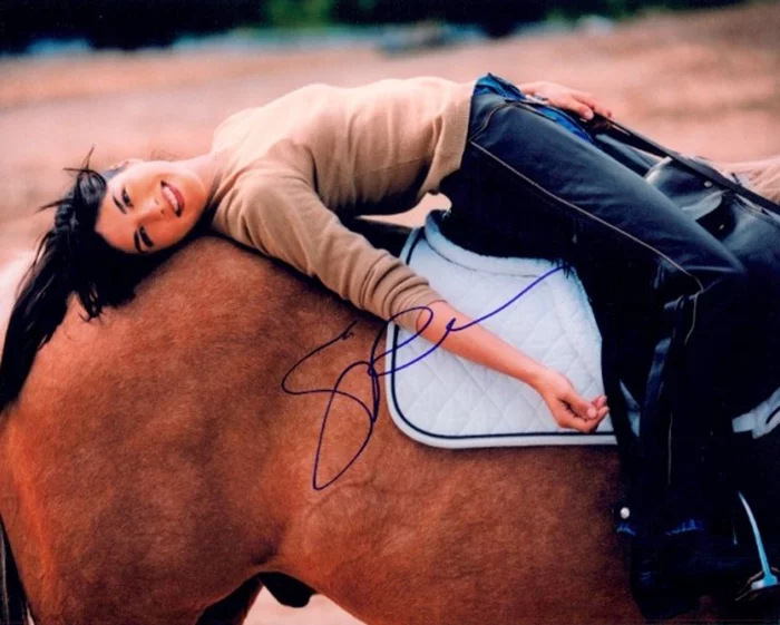 Selma Blair autograph