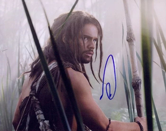 Steven Strait autograph