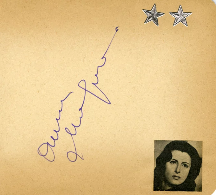 Anna Magnani autograph