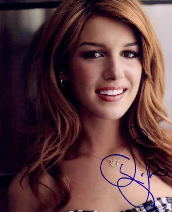 Shenae Grimes autograph