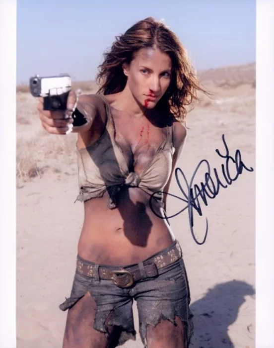 America Olivo autograph