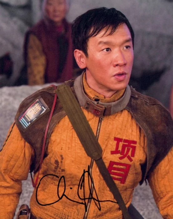 Chin Han autograph