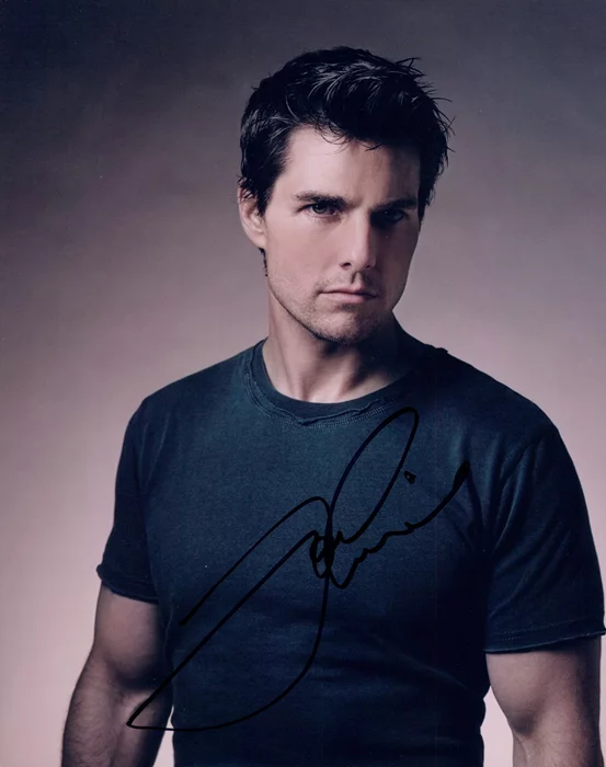 Tom Cruise autograph