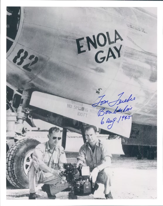 Tom Ferebee autograph
