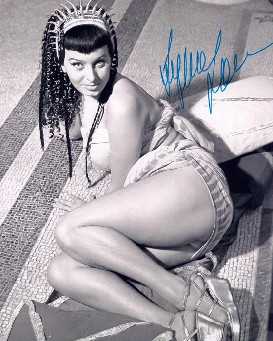 Sophia Loren autograph