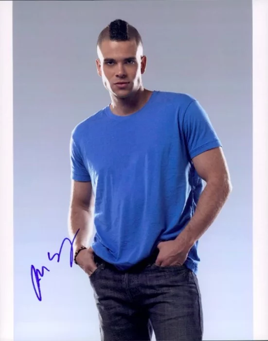 Mark Salling autograph