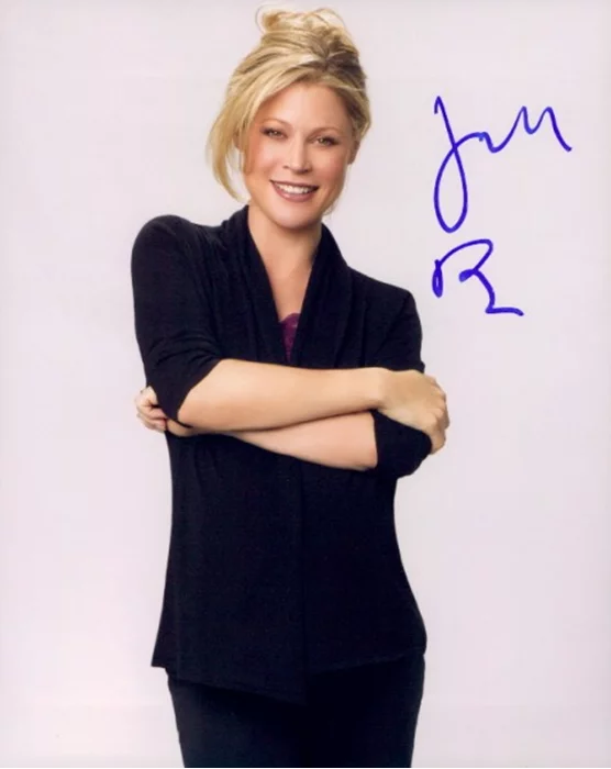 Julie Bowen autograph