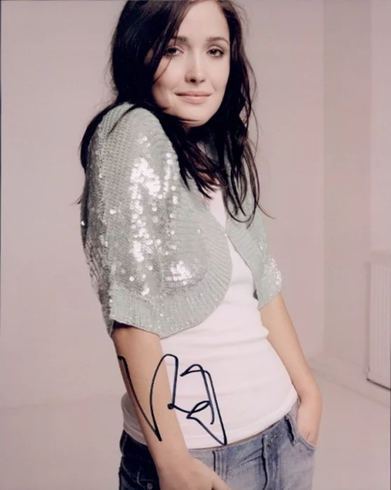 Rose Byrne autograph
