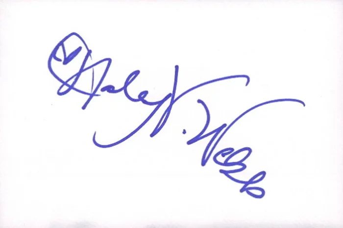 Haley Webb autograph
