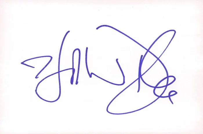 Holland Taylor autograph