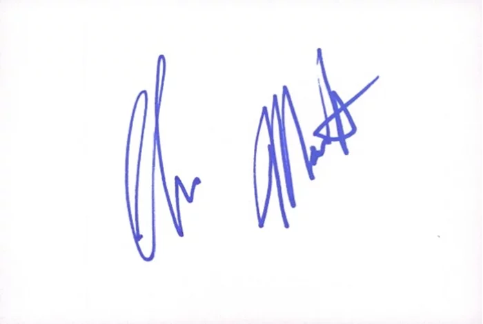 Chris Marquette autograph