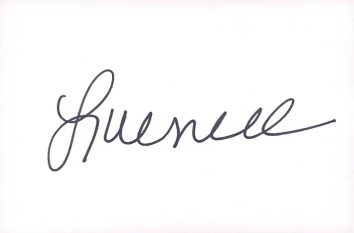 Luenell autograph