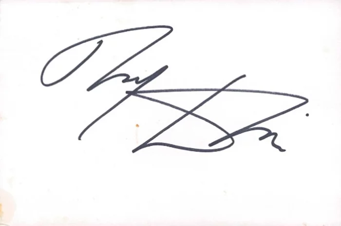 Tony Dovolani autograph