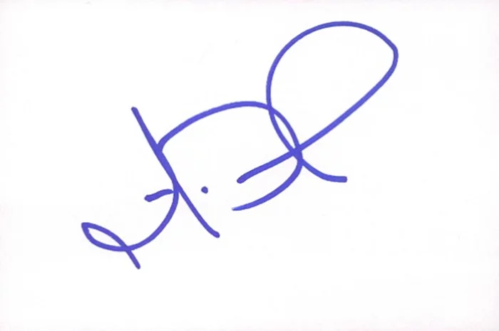 Matt Dallas autograph