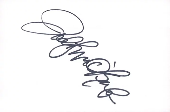 Jodi Lyn O'Keefe autograph
