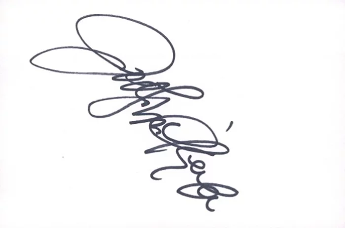 Jodi Lyn O'Keefe autograph