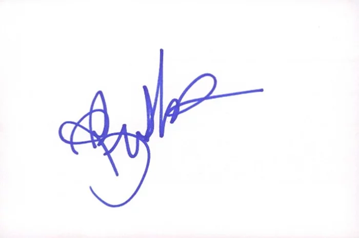 Brittany Snow autograph