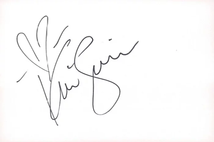 Kim Smith autograph