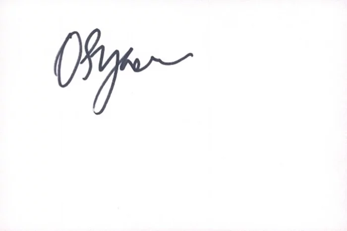 Owain Yeoman autograph
