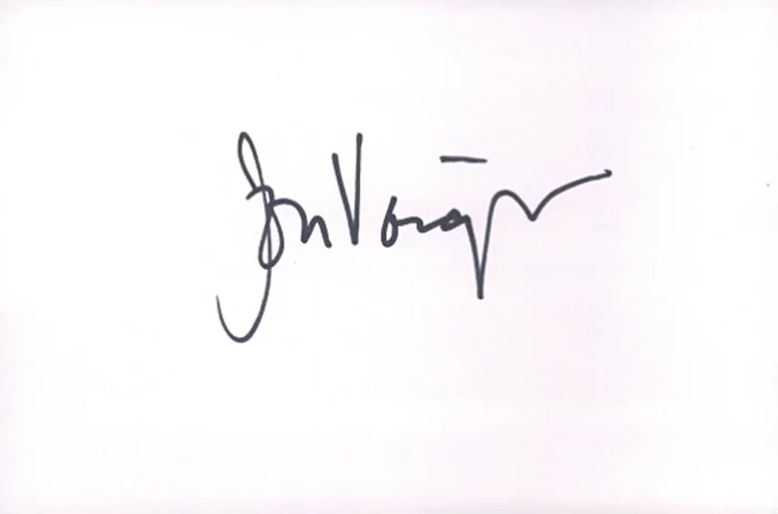 Jon Voight autograph